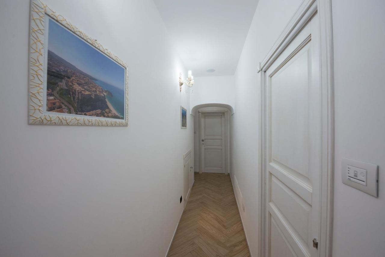 A Casa Di Alessandro トロペーア エクステリア 写真