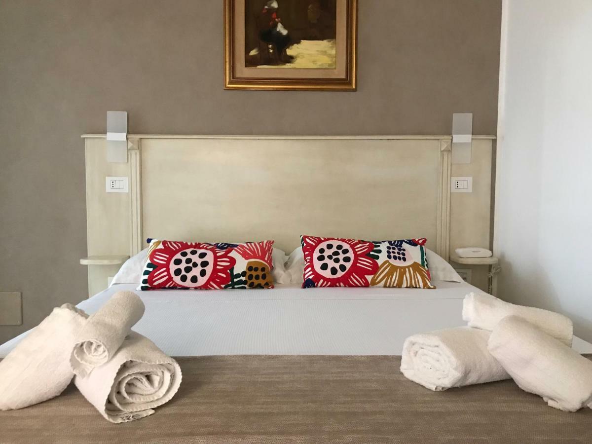 A Casa Di Alessandro トロペーア エクステリア 写真